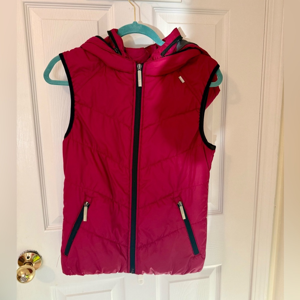 Women's Bench Puffer Vest, Size Small Red Vests